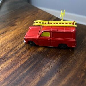 Excellent Condition Husky Ford Thames Van with Yellow Ladder Made In Britain
